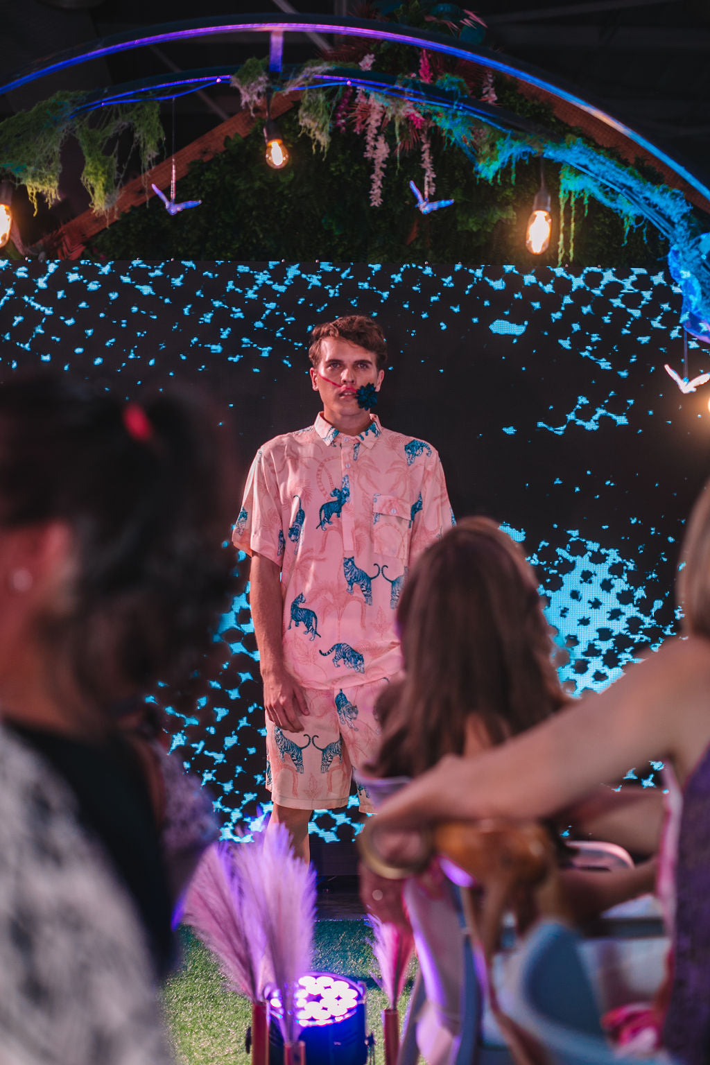 Men's green tiger shorts